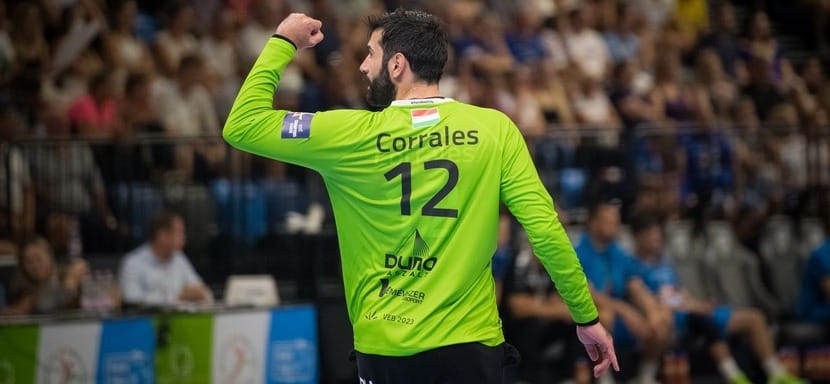 Лига чемпионов. Голкипер "Веспрема" Родриго Корралес — автор лучшего вратарского спасения в шестом туре (ВИДЕО)