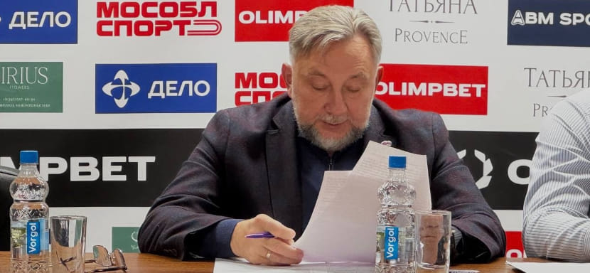 Олег Жолобов: "Сколько получает молодой специалист? 25 тысяч. Это безумно мало. Никто не пойдёт работать"