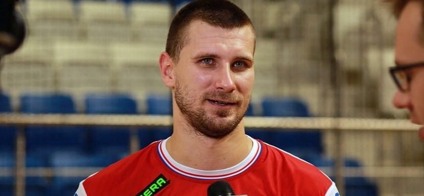 Беларусь. Андрей Юринок: "На старте допустили много ошибок, СКА повёл, что позволило сопернику действовать более расслабленно" (ВИДЕО)