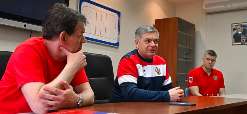 Сергей Шишкарёв: "Есть сложности, но настраиваю: надо продолжать делать своё дело. Я от вас не отвернусь, гандбол остаётся моим приоритетом"