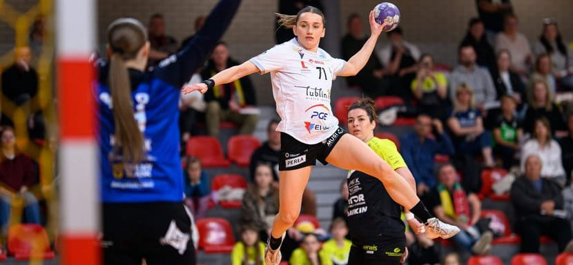 Румынская "Слатина" объявила о летнем переходе правой крайней сборной Польши Адрианны Гурны