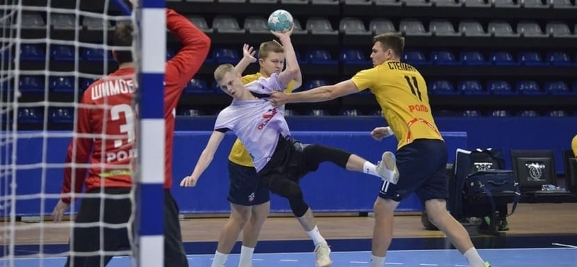 Молодёжка "Чеховских медведей" взяла реванш за поражение накануне и остальные результаты пятницы в первенстве России