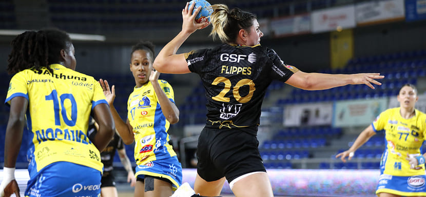 Франция. В единственном матче дня “Пари-92” разобрался с “Бур-де-Пеж”