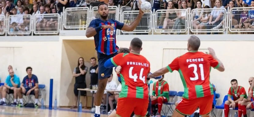 "Барселона" с трудом обыграла португальскую "Мадейру" во втором товарищеском матче межсезонья