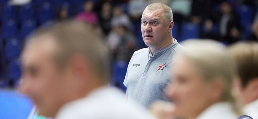 Olimpbet Суперлига. Михаил Серёгин: "Во втором тайме сами себе устроили "чехарду": перестали двигаться и справляться один на один в защите" (ВИДЕО)