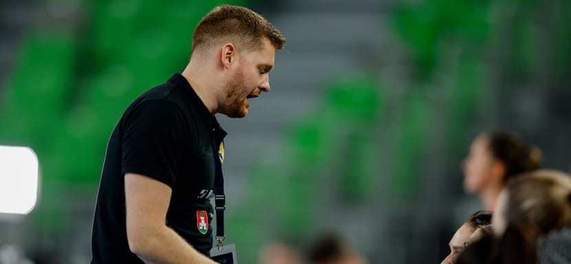 Испанец Амброс Мартин больше не является главным тренером "Крима". Словенскую команду возглавил Жига Новак