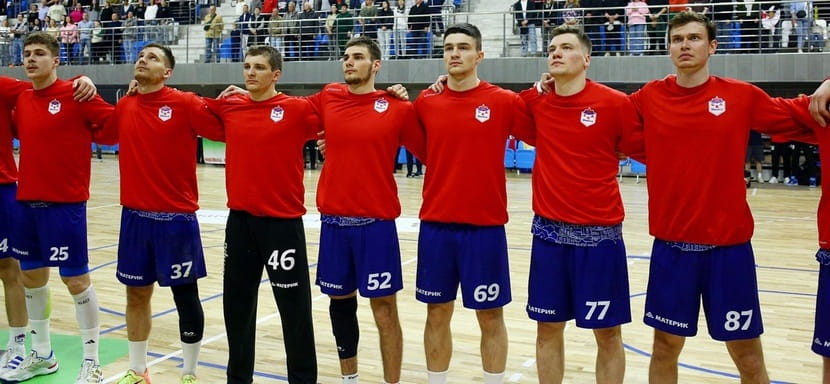 Матвей Леонов из "Кронона", а также игроки СКА и БГУФК-СКА вошли в состав второй сборной Беларуси на международный турнир в Минске