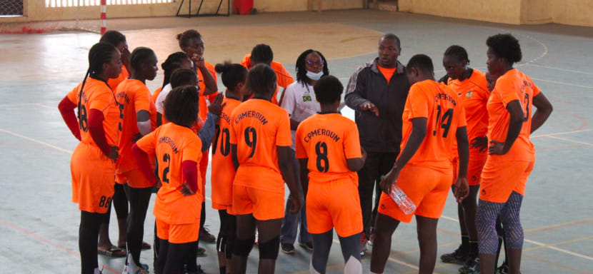 ЧМ-2021. В рамках подготовки к турниру сборная Камеруна провела спарринг с местной командой юношей
