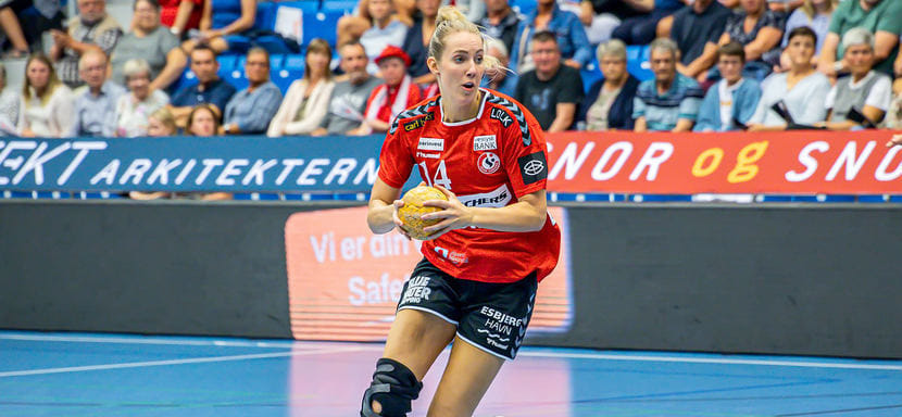 Дания. "Эсбьерг" после двух поражений на старте был сильнее "Копенгагена" и другие результаты среды в женском чемпионате