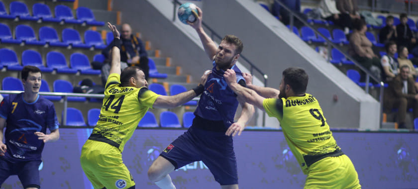 СГАУ-"Саратов" на выезде крупно обыграл краснодарский СКИФ. У кубанской команды две победы в 11 последних матчах в Суперлиге