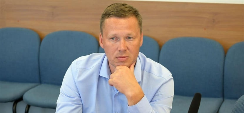 Спортивный директор ФГР Дмитрий Бочарников покинул должность. Он переходит на тренерскую работу в высшую лигу