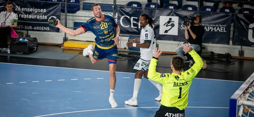 Лучший бомбардир в истории французской лиги Рафаэль Коштё продлил контракт с "Сен-Рафаэлем"