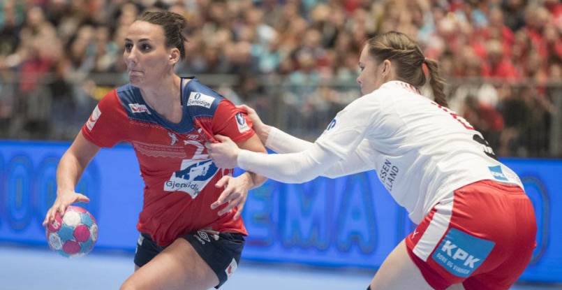 Golden League. Норвежки уверенно обыграли датчанок