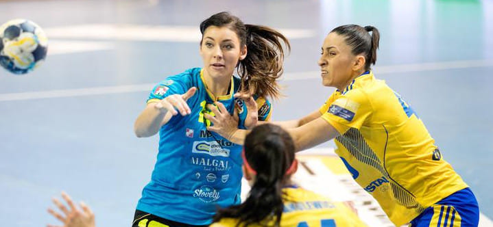 Балканы. Разыгрывающая Нина Зулич возвращается в словенский "Крим", где выступает россиянка Дарья Дмитриева