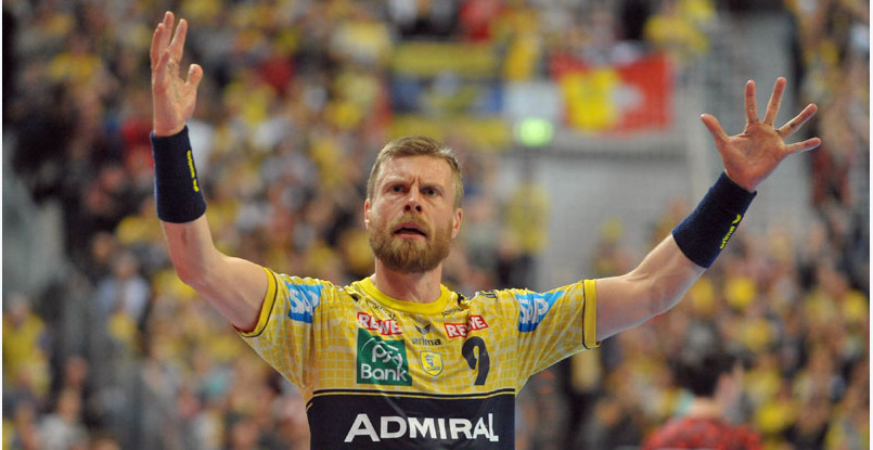 Трансферный слух: Гудьон-Валур Сигурдссон перейдет из "Райн Левен" в "ПСЖ", в обратном направлении последует Уве Генсхаймер