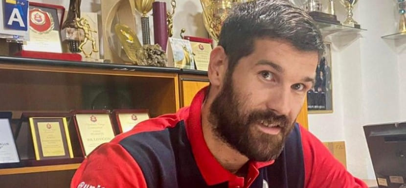 Балканы. Официально. Левый полусредний Вуко Борозан продолжит карьеру в рядах чемпиона Черногории "Ловчена"