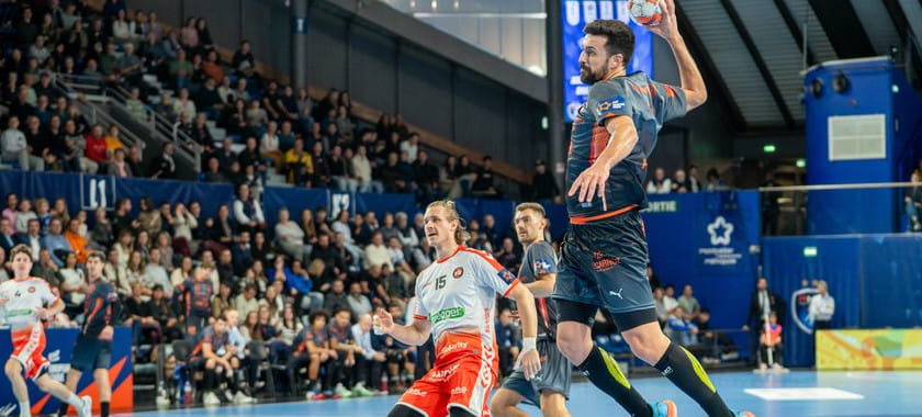 "Вардар", "Порту" и ещё две команды прошли в основной раунд Европейской лиги. "Ганновер" проиграл дома "Фредерисии"