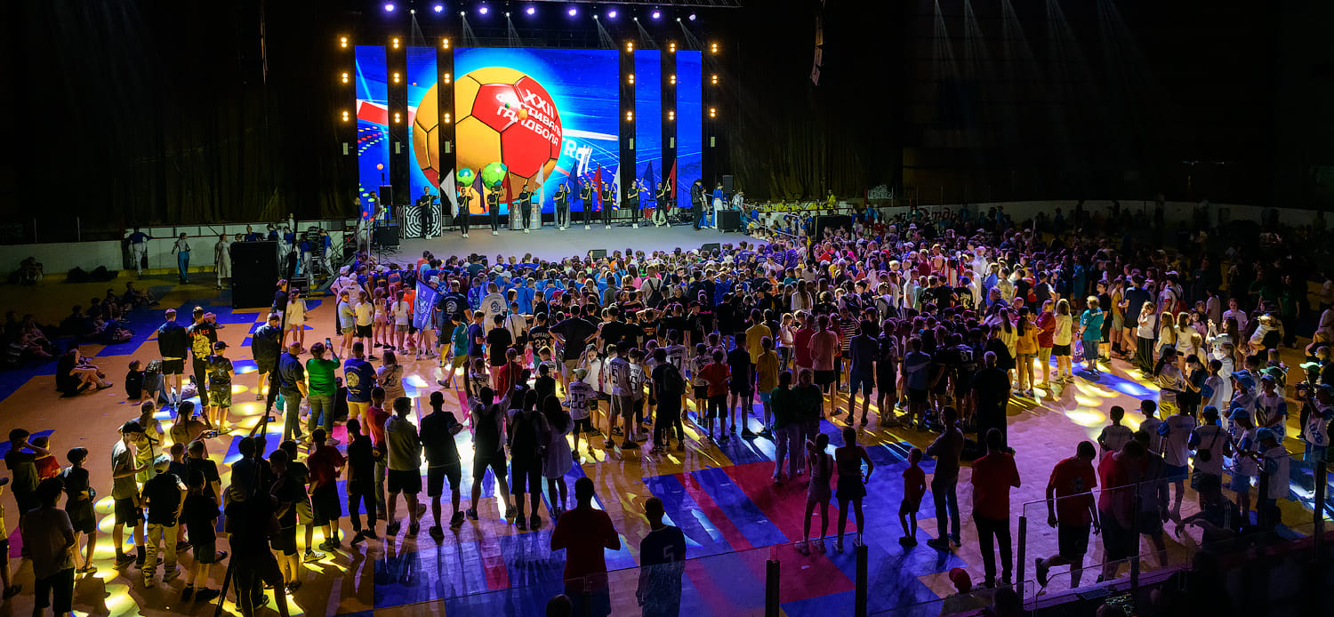 Фест на прочность. Тольятти-2024: от Армении до Южно-Сахалинска, а из Узбекистана — 11 команд!