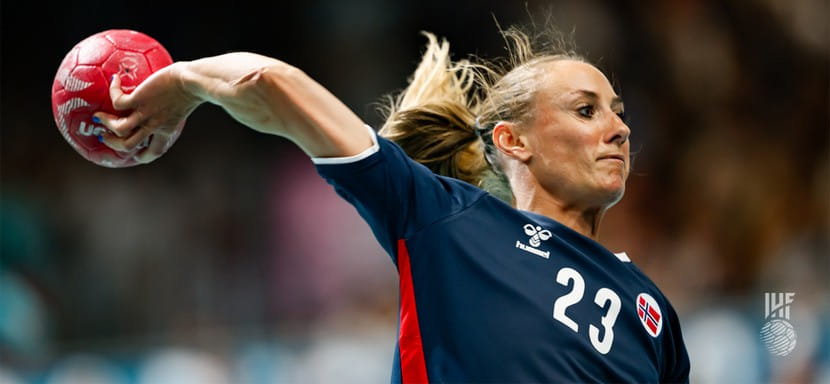 Женская сборная Норвегии реабилитировалась за поражение в первом туре. Сегодня скандинавки уверенно обыграли команду Дании