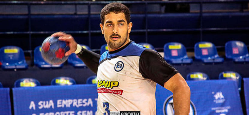 Трансферный слух. Польская "Висла" намерена подписать полусреднего испанской "Куэнки" Леонардо Дутру Феррейру