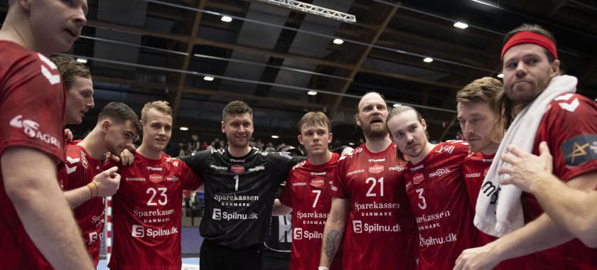 Дания. В матче лидеров национального чемпионата ничья: "Ольборг" разошёлся миром с "Фредерисией"