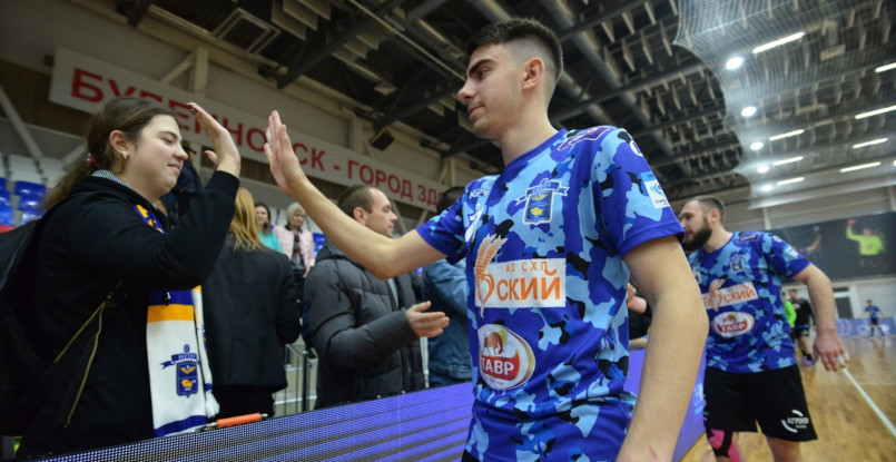 Никита Ильтинский о победном январе российской "молодежки": "Почему не сделать это же в июле?"