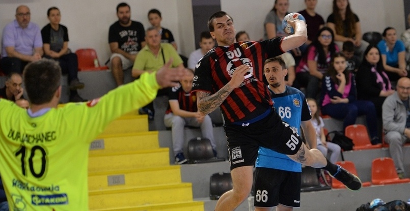 Суперлига. Владимир Максимов: "Киселев получил наше предложение. Игрок примет решение после "финала четырех" Лиги чемпионов"