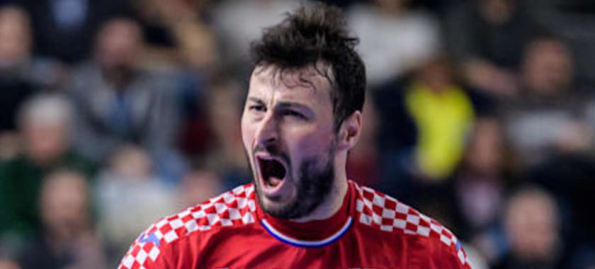 ЧЕ-2022. У Домагоя Дувняка и Луки Циндрича снова положительные тесты на коронавирус. Лидеры сборной Хорватии пока не едут в Венгрию