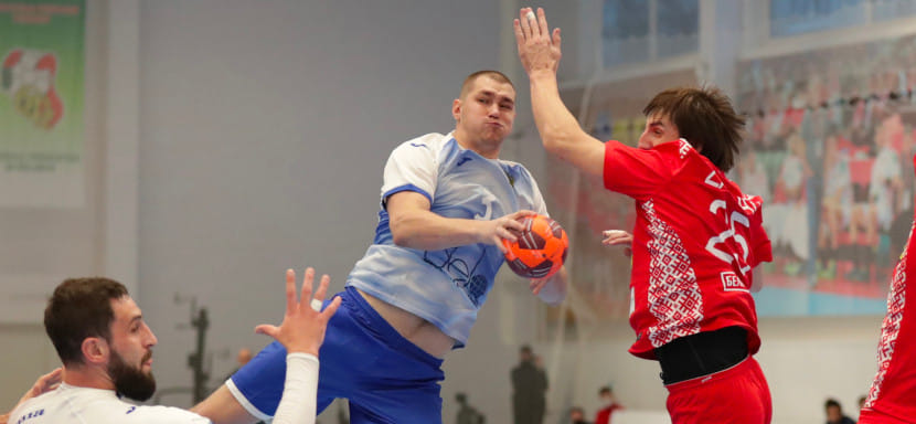 Товарищеский матч. В первом спарринге сборных Беларуси и России в Минске хозяева одержали победу. Повторный поединок пройдет в субботу