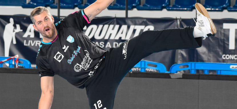 Голкипер французского "Сен-Рафаэля" Александр Демай — автор лучшего сейва во втором туре Европейской лиги (ВИДЕО)