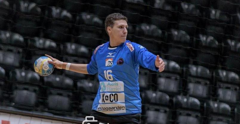 Дания. Голкипер Забине Энглерт продолжит выступление за "Хернинг-Икаст"