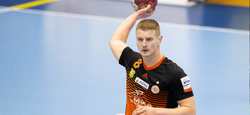 Польша. "Азоты" Андрея Акименко и "Заглембе" Романа Чичикало добились побед в субботних матчах турнира