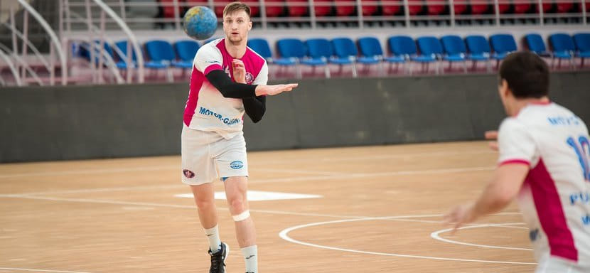 Украина. В заключительном матче уходящего года запорожский "Мотор" отправил 50 мячей в ворота "Донбасса"