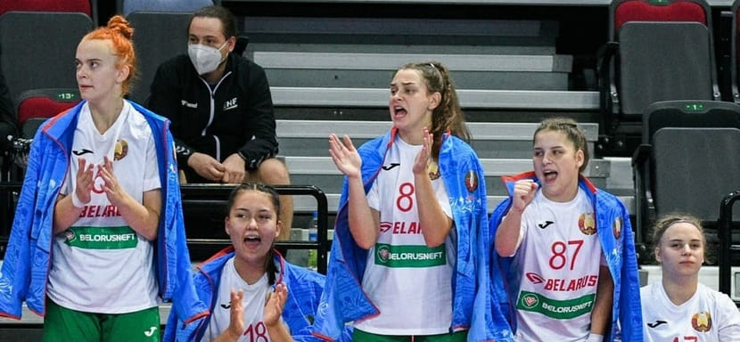 ЧЕ (U-17). Девичья сборная Беларуси минимально проиграла исландкам во втором дивизионе и лишилась шансов на выход в полуфинал