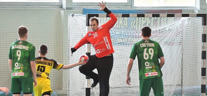 24-летний голкипер "Чеховских медведей" Владислав Мартыненко продолжит карьеру в снежинском "Динамо-Сунгуле"