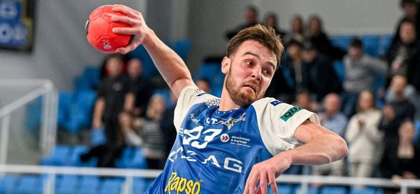 Белорусский левый полусредний Андрей Климовец продолжит карьеру в чемпионате Франции. Он сменил австрийский "Линц" на "Ренн"