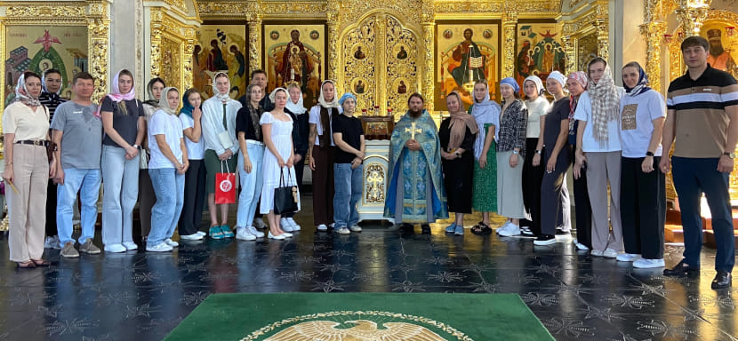 "Астраханочка" посетила Успенский кафедральный собор в преддверии старта нового розыгрыша чемпионата России