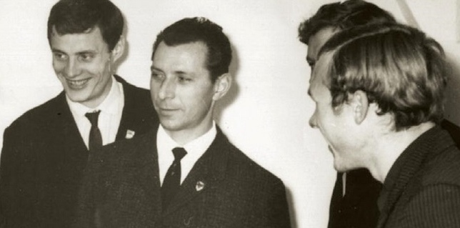 Семен Полонский: "Смотрю "Чеховских Медведей", и становится стыдно за Макса"