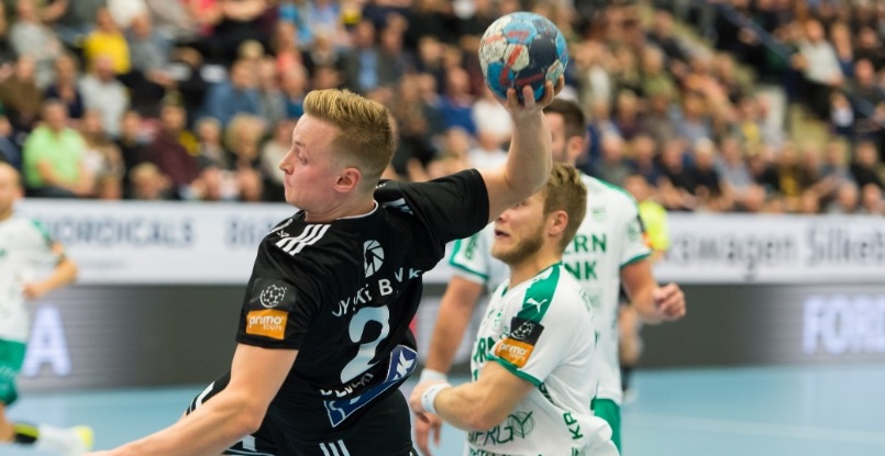 Датский "Бьеррингбро" продлил контракт с норвежским левым крайним Аугустом Педерсеном