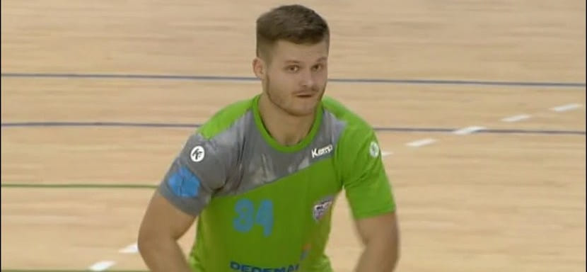 Румыния. Белорусский разыгрывающий Богдан Сергель продлил контракт с "Бакэу"