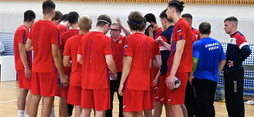 Россия. Оглашён список 20 игроков молодёжной сборной России 2004 года рождения для недельных сборов в УТЦ "Новогорск"