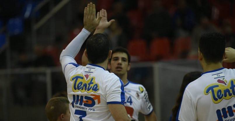 Израиль. Прервалась победная серия "Рамхат-Хашрона", соперника "Виктора" в Кубке вызова