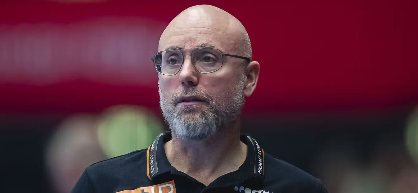 Дания. 47-летний специалист Стефан Мадсен летом покинет пост главного тренера "Ольборга"