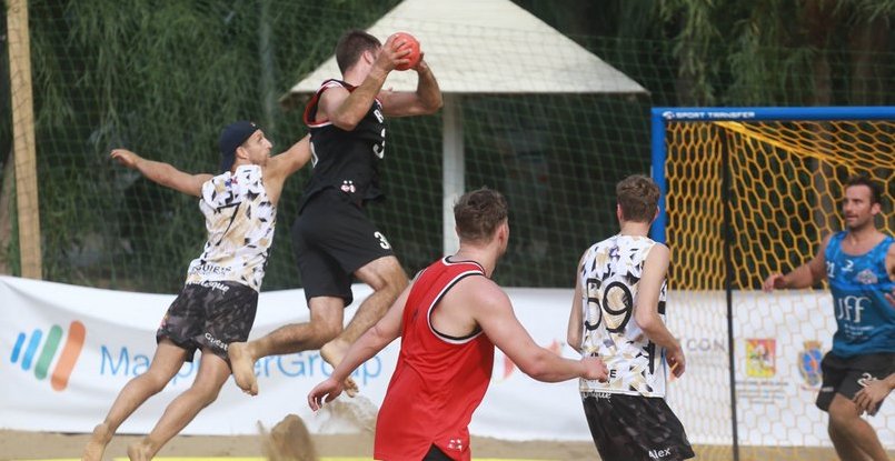 Пляжный гандбол. Испанская "Севилья" стала первым финалистом Кубка чемпионов