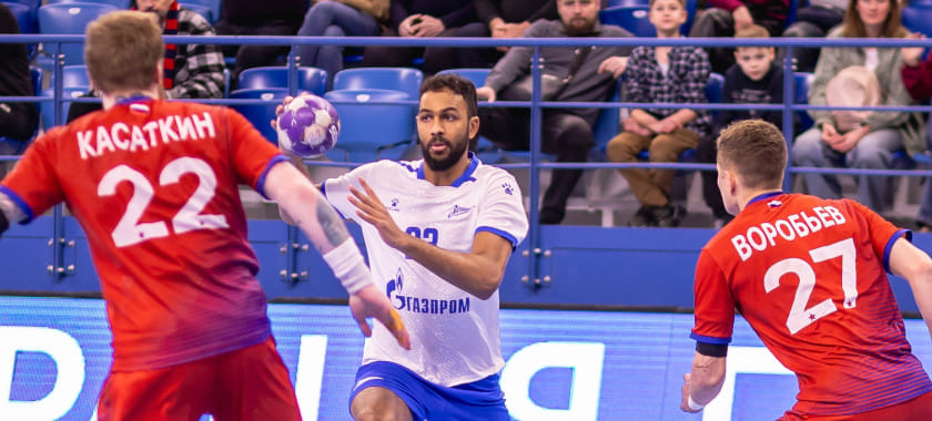 "Мы играли совсем недавно и провели хороший матч…" Опрос капитанов "Зенита", СКИФа, ЦСКА и "Чеховских медведей"