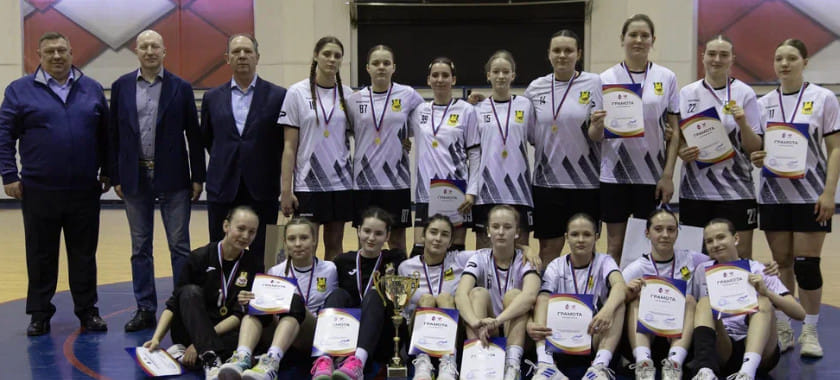 "Кипели страсти, какие не всегда в Суперлиге увидишь". Что творилось на дебютном турнире "Быстрый центр"