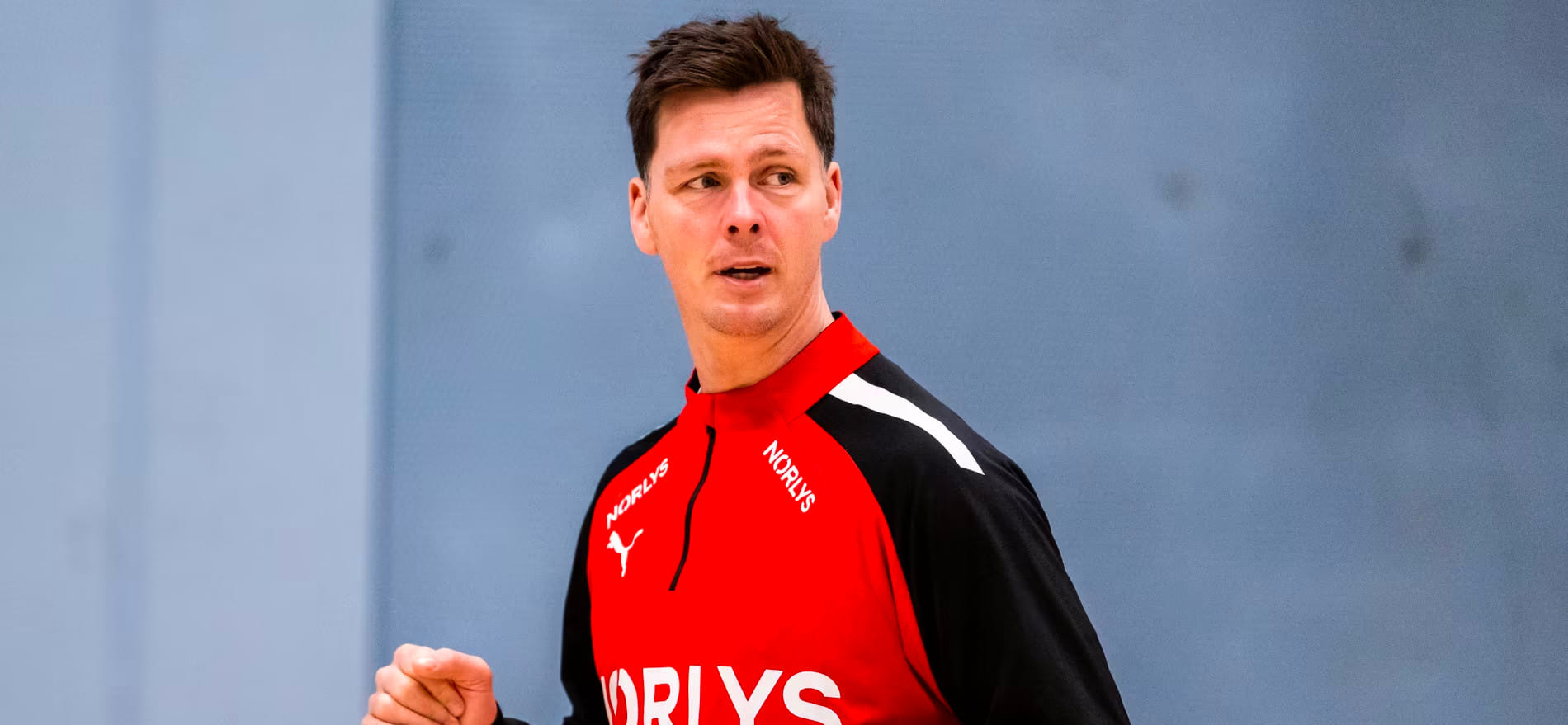 ЧМ-2023. Ханс Линдберг: "Пол на арене жестковат. Это совсем не положительный момент. Приземляться и бежать довольно сложно"