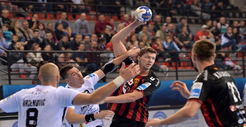 Лига чемпионов. Полусредний "Вардара" Кристиан Диссингер отправился на игру с "Пиком", но будет наблюдать за ней с трибун