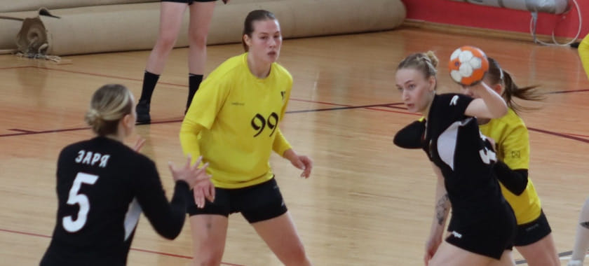 Столичная "Заря" — чемпион первой лиги. В решающем матче в Кстово была обыграна "Кунцево-Юность Москвы". У "Спартака" бронза