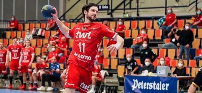 Бундеслига. Партнер россиянина Азата Валиуллина по "Людвигсхафену" Паскаль Дурак продлил контракт с клубом